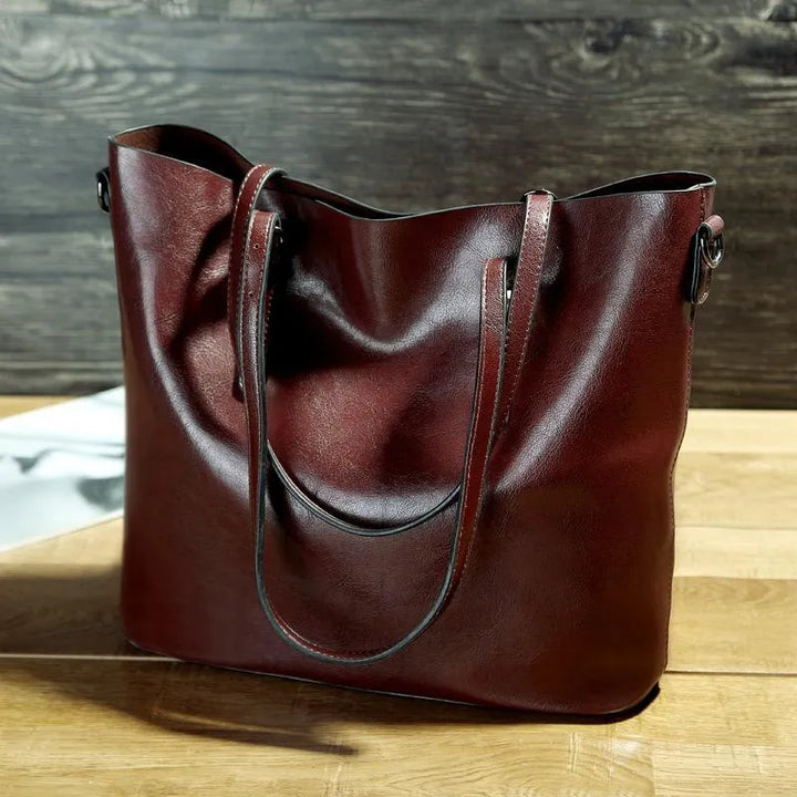 Nicole | Vintage leather shoulder handbag